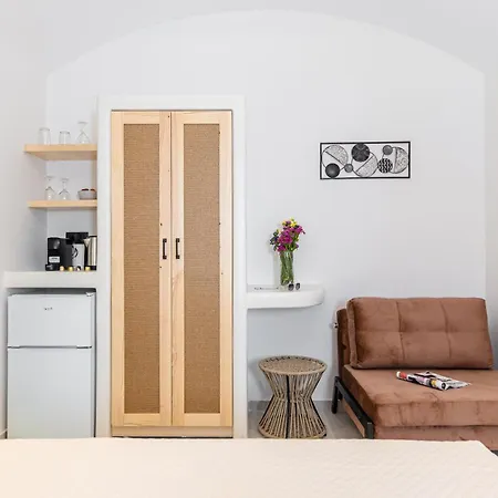 Aparthotel Adama's Naxos 3*